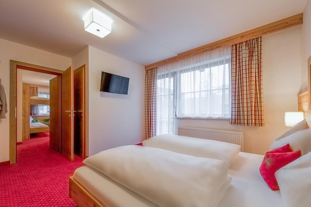 Pension Haus Am Dorfplatz Flachau Eksteriør bilde