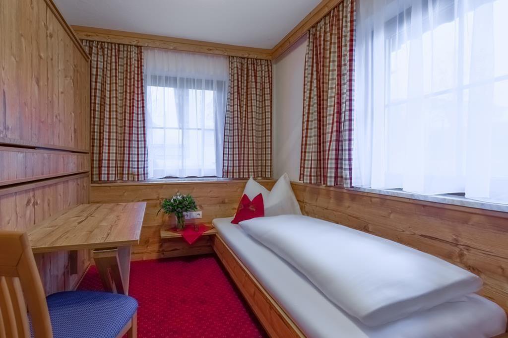 Pension Haus Am Dorfplatz Flachau Eksteriør bilde