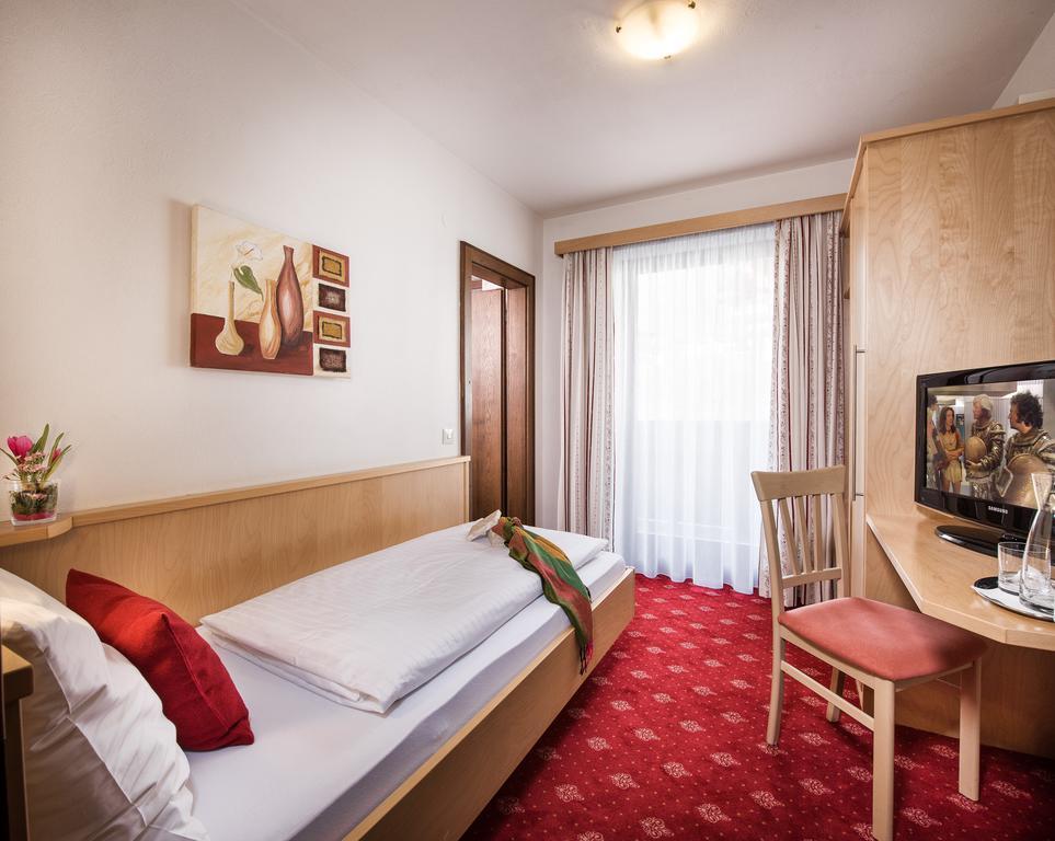 Pension Haus Am Dorfplatz Flachau Rom bilde