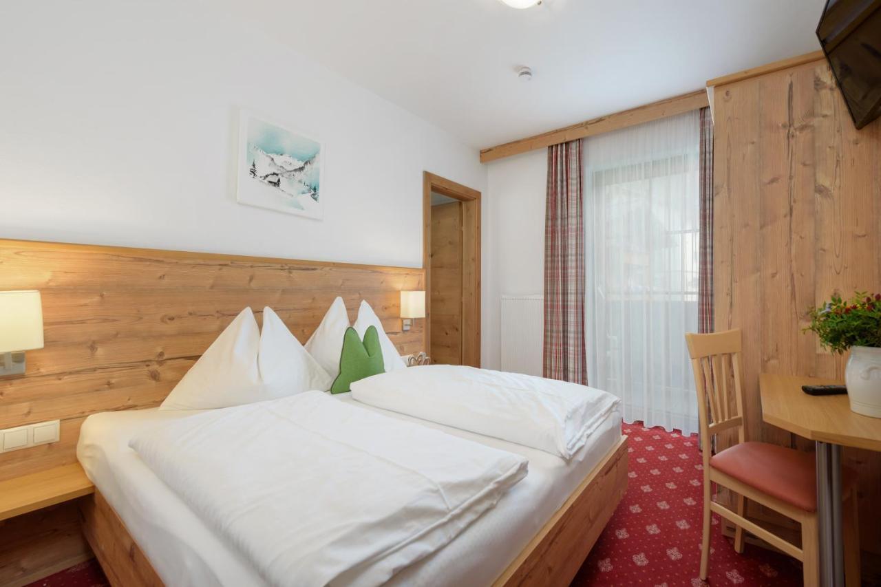 Pension Haus Am Dorfplatz Flachau Eksteriør bilde