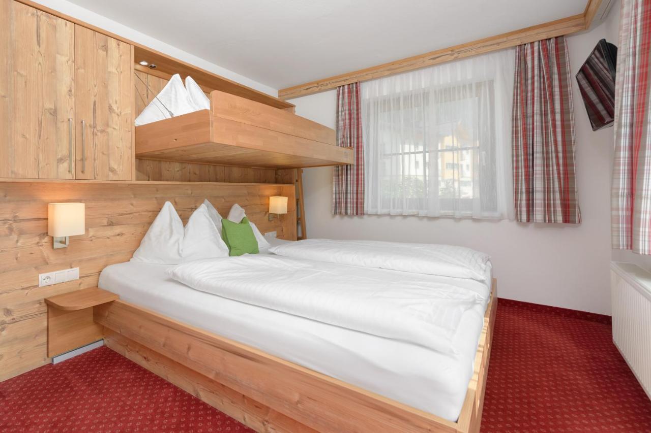 Pension Haus Am Dorfplatz Flachau Eksteriør bilde